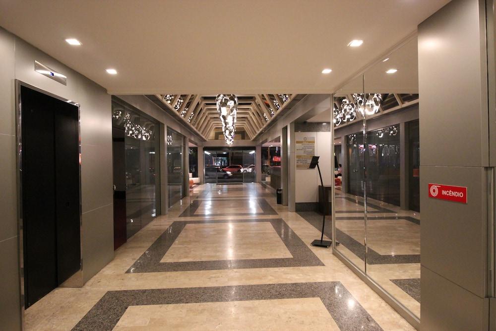 Boulevard Plaza 벨루오리존치 외부 사진