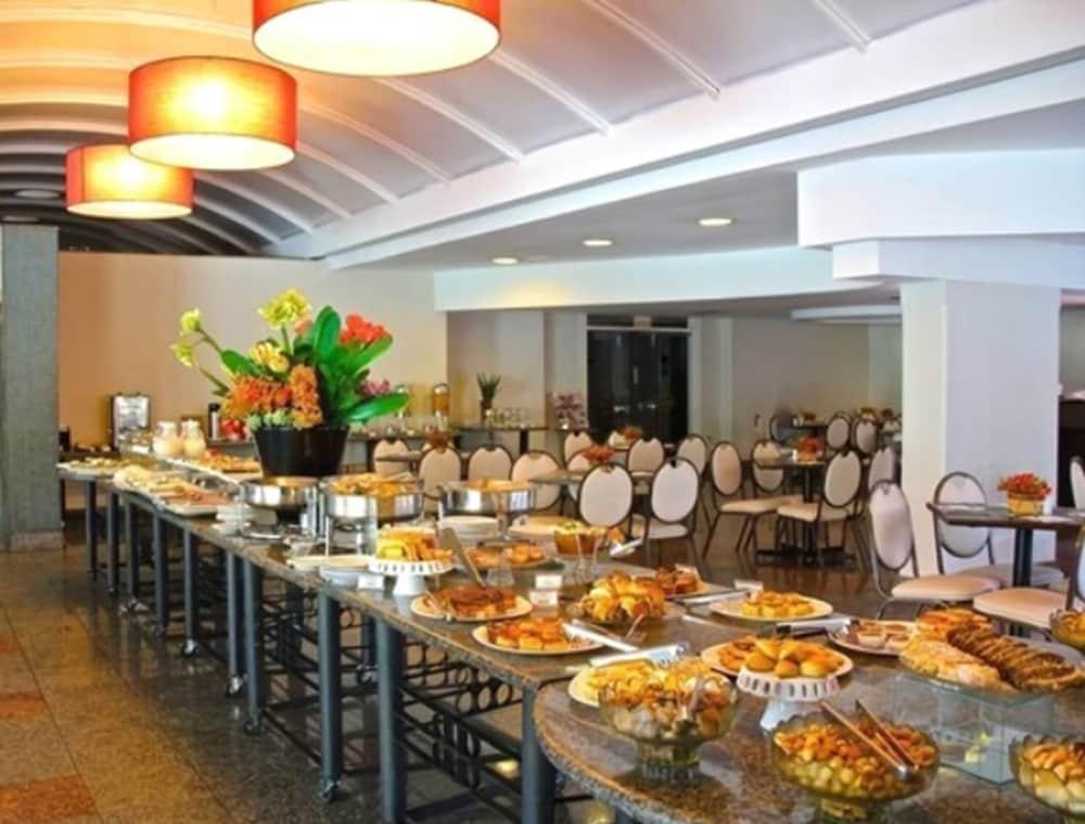 Boulevard Plaza 벨루오리존치 외부 사진